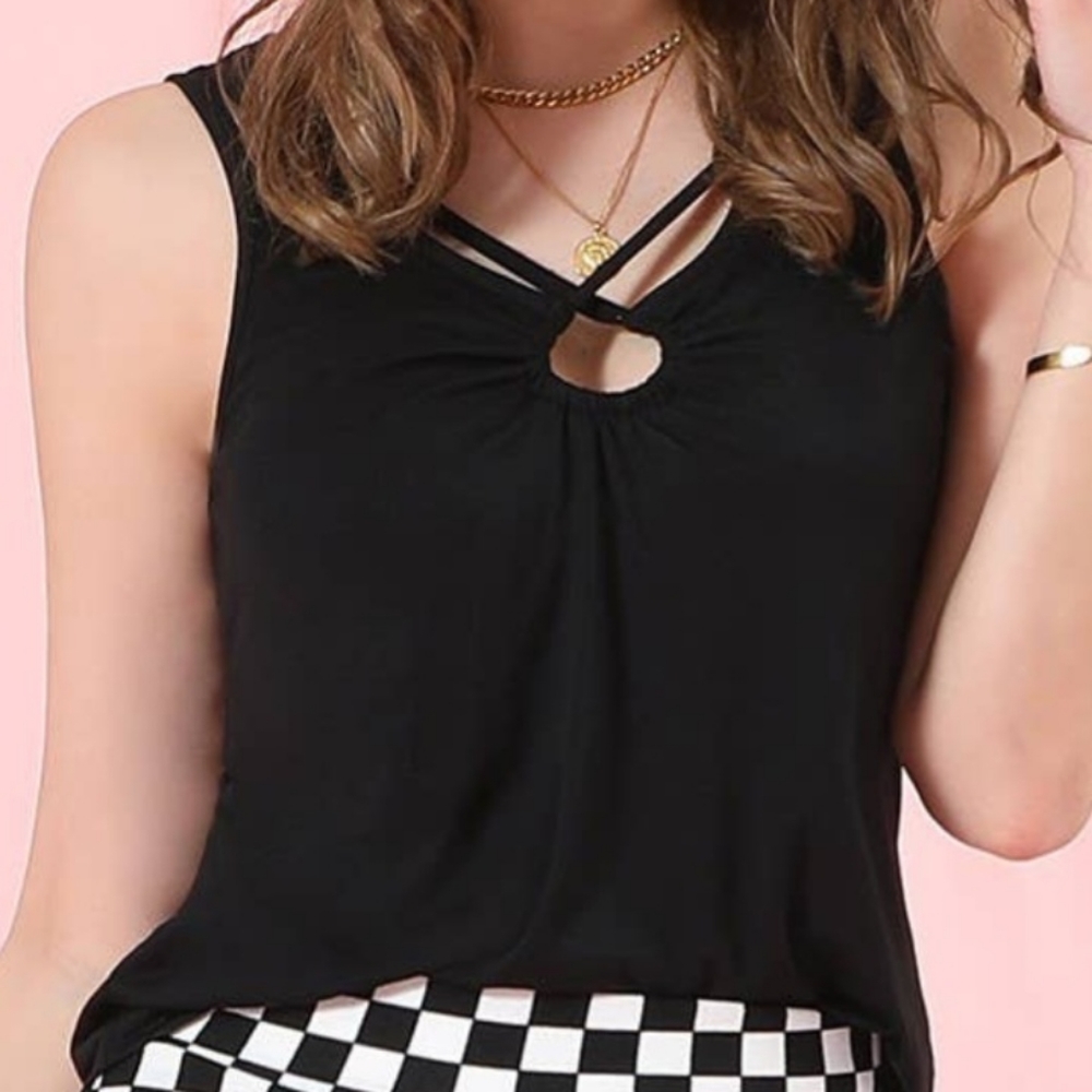 Strappy chest tank top